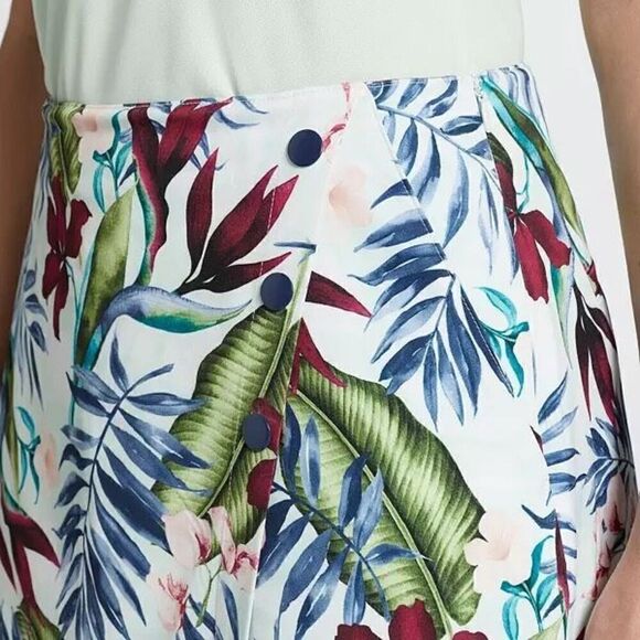 Walter Hagen lady NWT Women's 16” Palm Overlap Golf Skort Size 2 - Picture 7 of 7